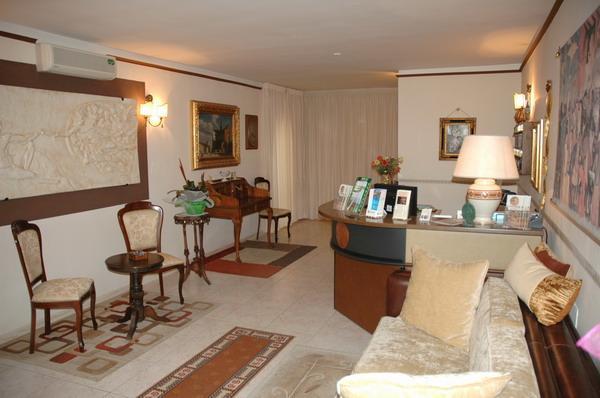 Hotel Canusium Canosa di Puglia Ngoại thất bức ảnh