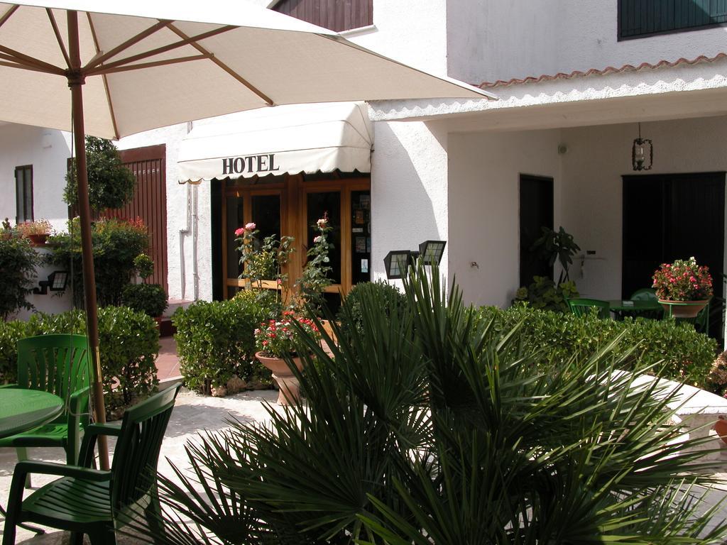 Hotel Canusium Canosa di Puglia Ngoại thất bức ảnh