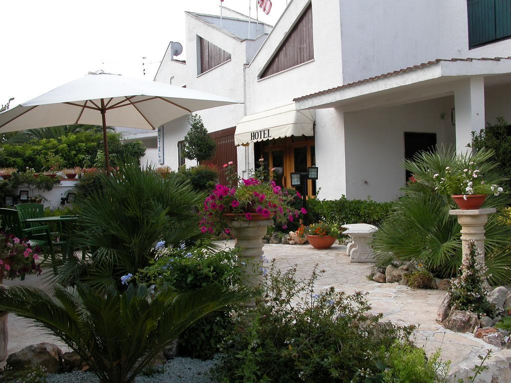 Hotel Canusium Canosa di Puglia Ngoại thất bức ảnh